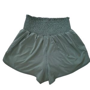 OFFLINE by Aerie lined shorts smock waist women’s size medium